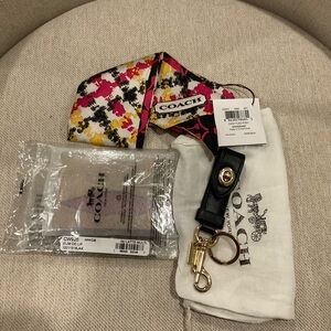 Coach 4pcs Multicolor Floral Scarf, 👄Card Holder and Keychain Set with Dustbag